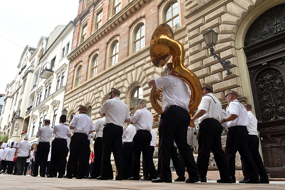 Szakacsvonulas 01.jpg