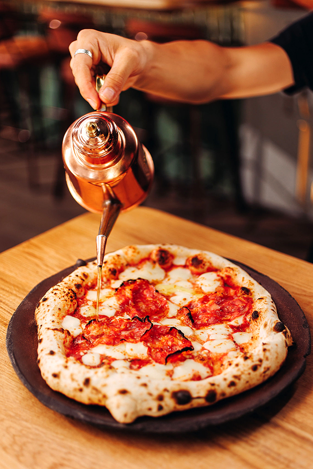 25val2 étterem neverland01