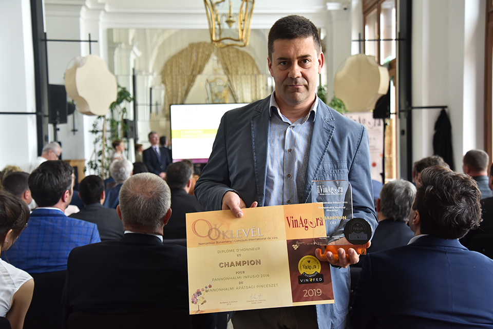 vinagora 2019 02