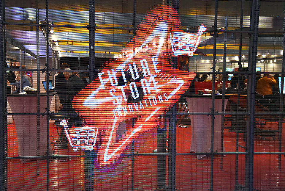 future store 01