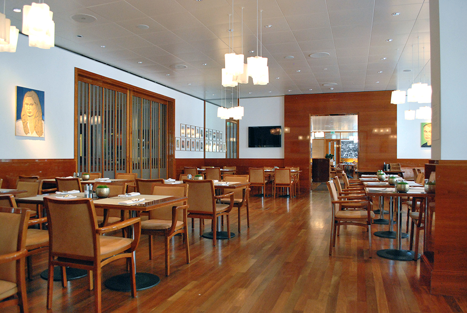 einstein restaurant 04